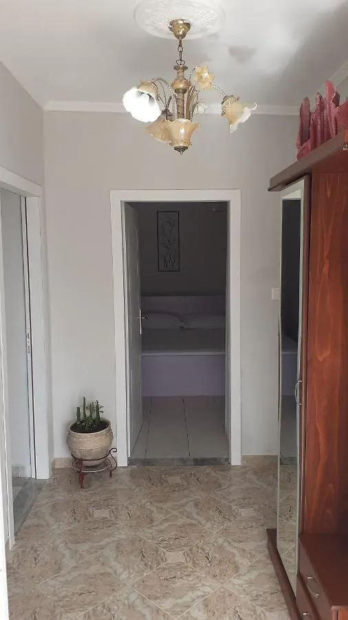 Cosy Guest House Sarandë 빌라