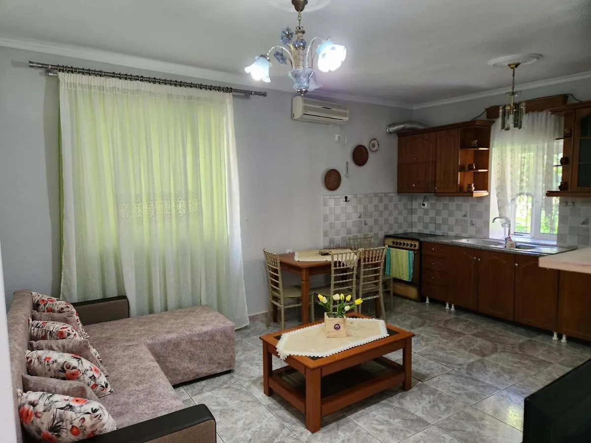 Cosy Guest House Sarandë