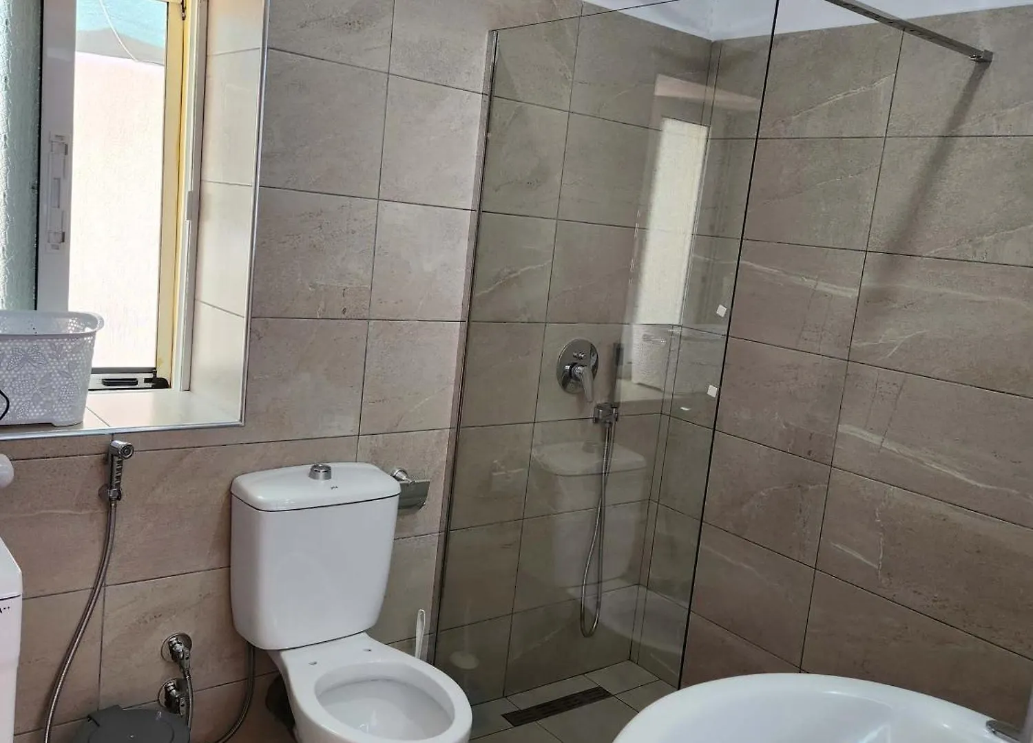 빌라 Cosy Guest House Sarandë