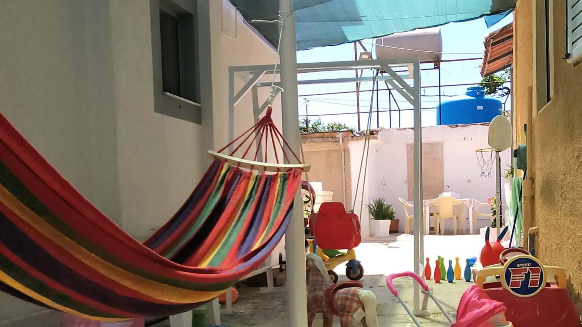 Cosy Guest House Sarandë 0*,